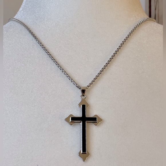 Cross Necklace Unisex Black and Silver - Picture 1 of 9